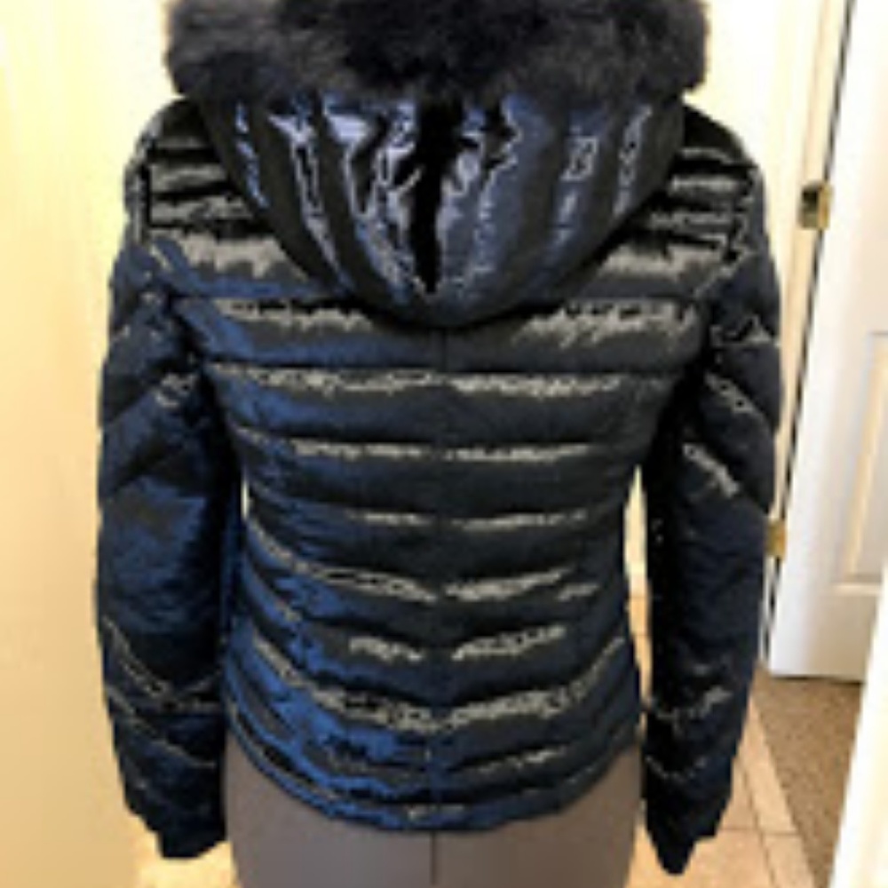 Down jacket - Picture 2 of 2